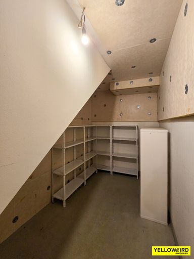 Stauraum vor dem Lagerraum