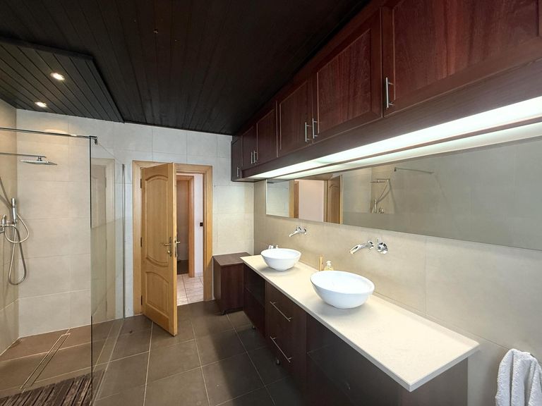 OG 1 / Bad mit Du, Wanne + 2 WB