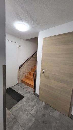 EG + Zugang Top 4 (Stiege)