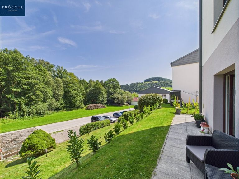 Terrasse vorm Wohnzimmerausgang - Pic 2