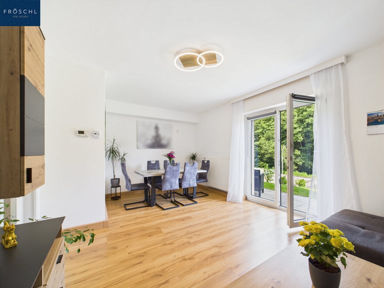 Wohn-Esszimmer - Pic 2