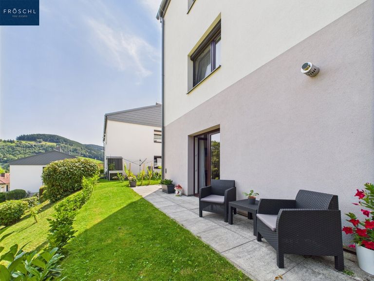 Terrasse vorm Wohnzimmerausgang - Pic 1