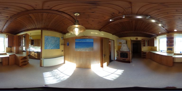 Esszimmer und Küche EG