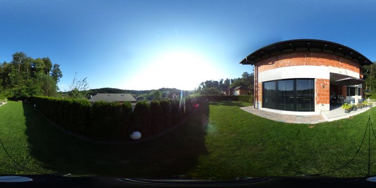 Außenbereich Südwestseite 360