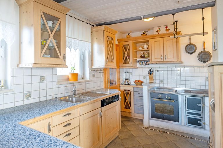 349 Tischler-Küche voll ausgestattet