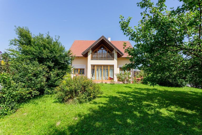 Garten_Hausansicht