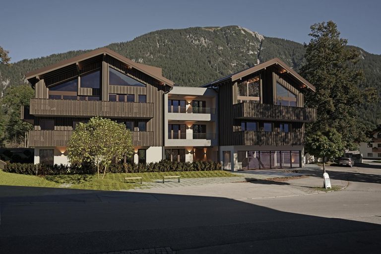 Lechtal Wohnen_Frontansicht (2)