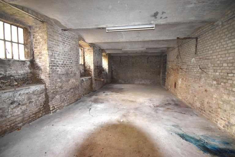 Souterrain 15. Bezirk