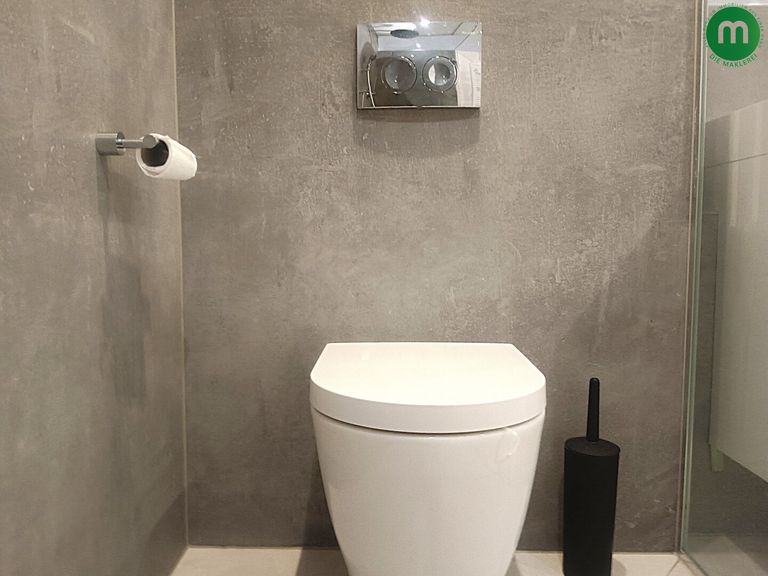 WC im En-Suite-Bad