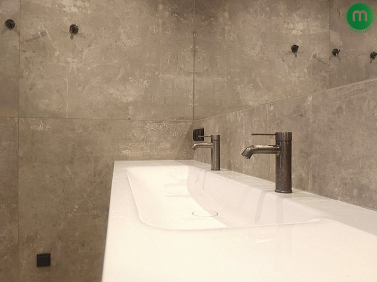hochwertige Markenamaturen