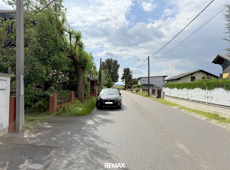 Straßenansicht nach West