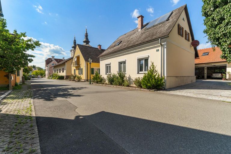 Haus Straßenansicht