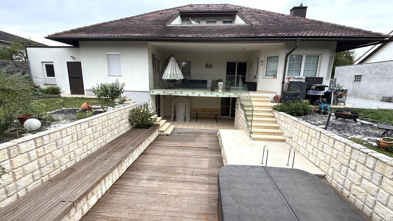 Außenansicht Gartenseite