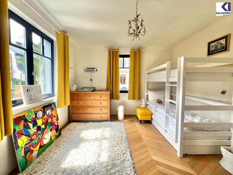 Schlafzimmer 1