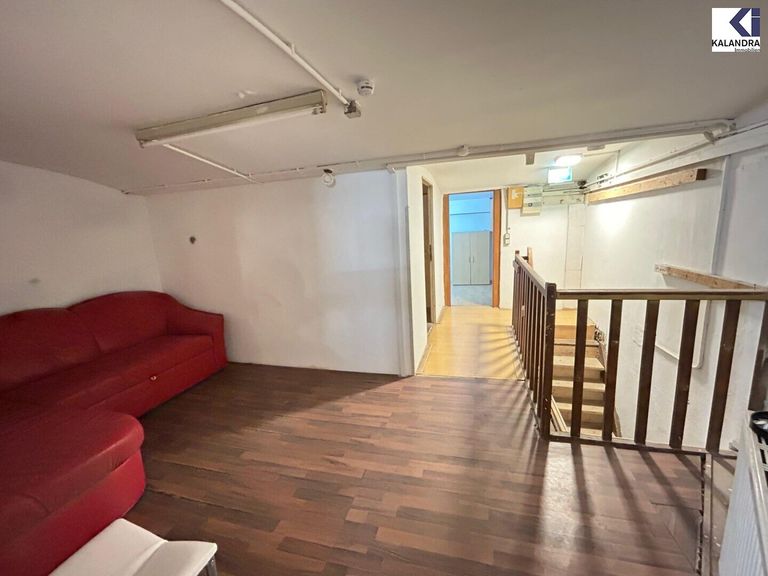 Zwischengeschoß_Vorraum 1