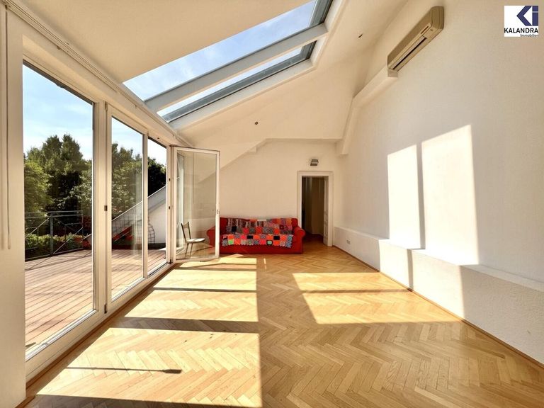 Zimmer im Dachgeschoß