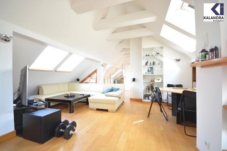 Wohnzimmer (Dachgeschoß)