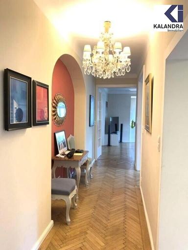 Vorzimmer (Hochparterre)