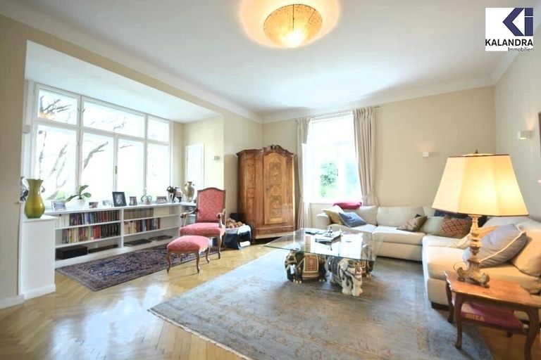 Wohnzimmer (Hochparterre)