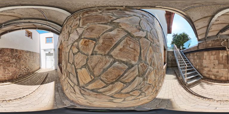 Lichthof_Keller_360