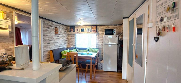 Esszimmer mit Küchenzeile