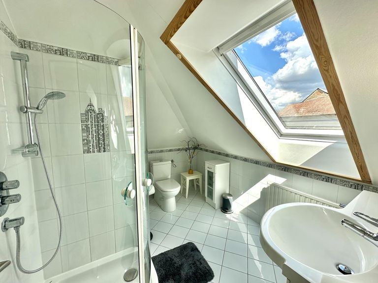 DG Badezimmer mit WC