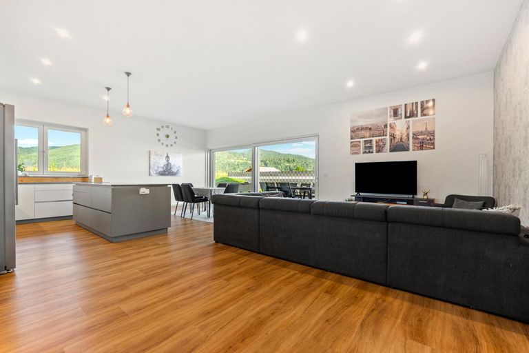 Koch-/Wohn-/Essbereich