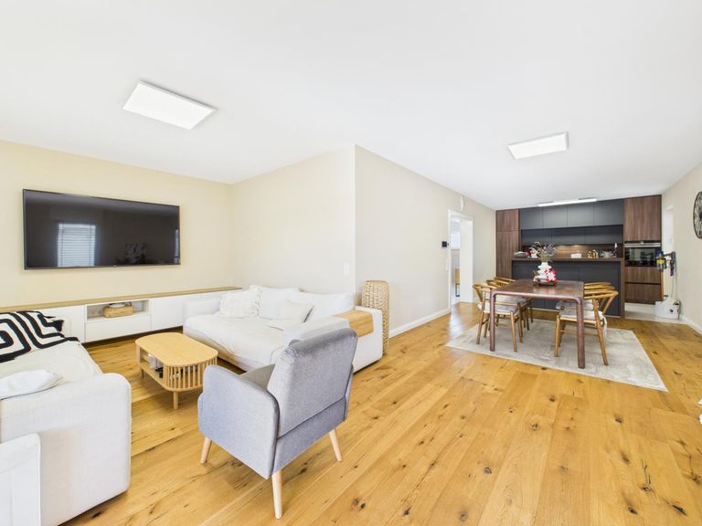 Wohn- und Essbereich 3