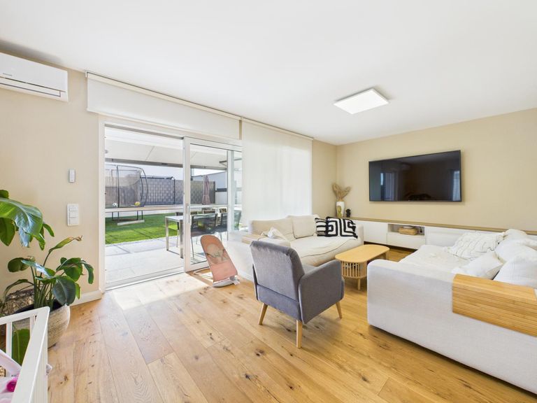 Wohn- und Essbereich 1