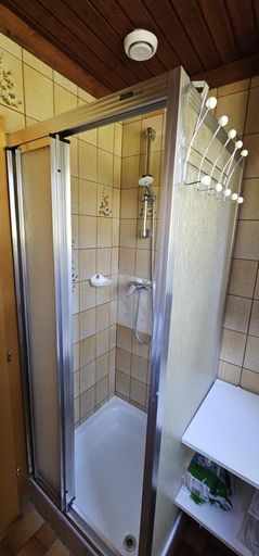 Wohnung Obergeschoss Dusche