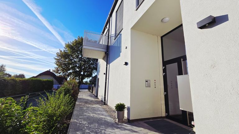 16 Hauseingangstüren