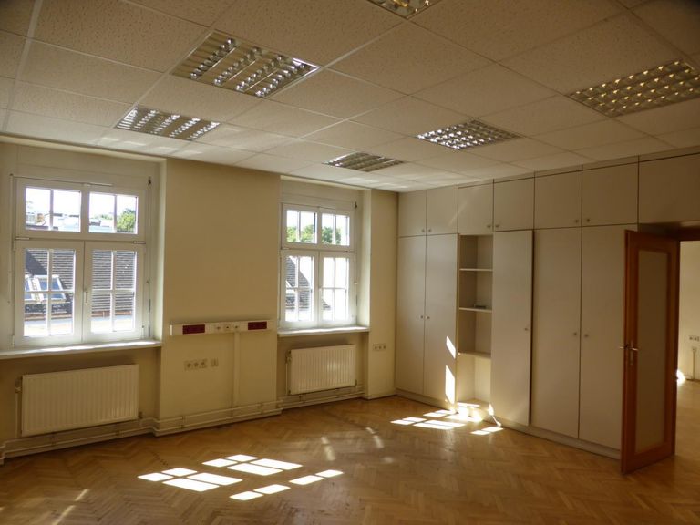 Büro 4