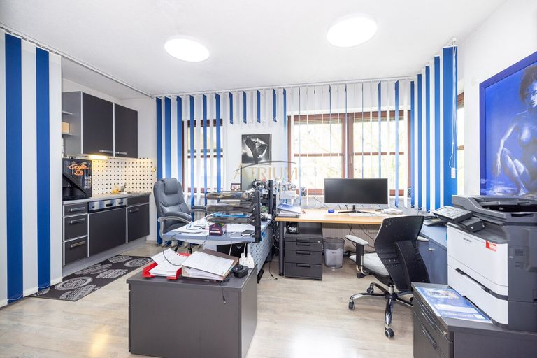 Büro