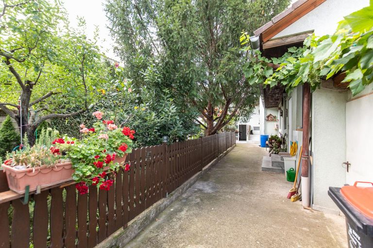 1. Blick Richtung Haus