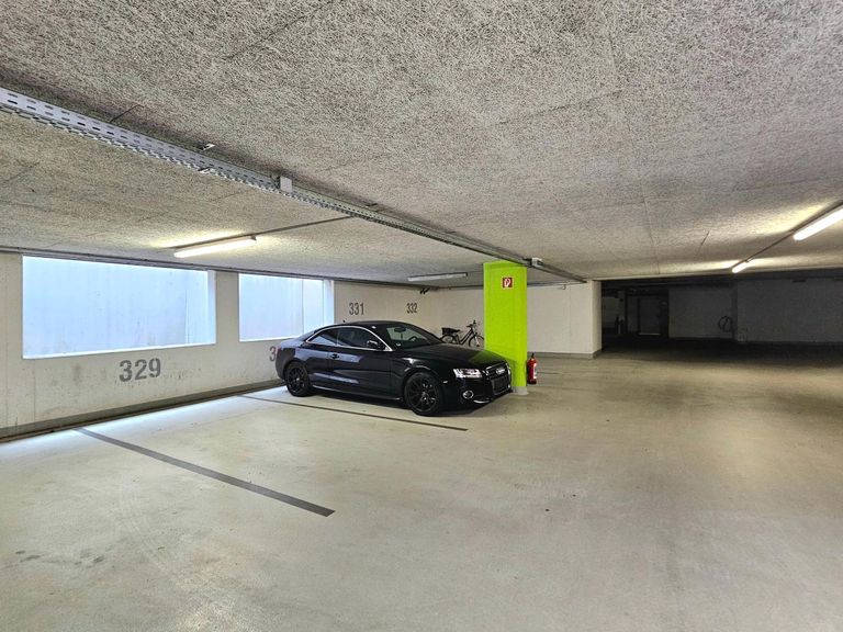 Tiefgaragenplatz