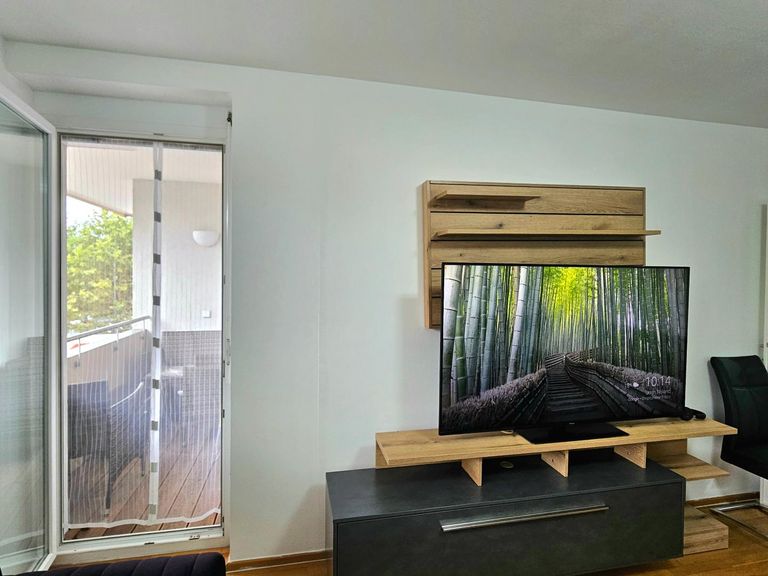 Wohnbereich und Loggia