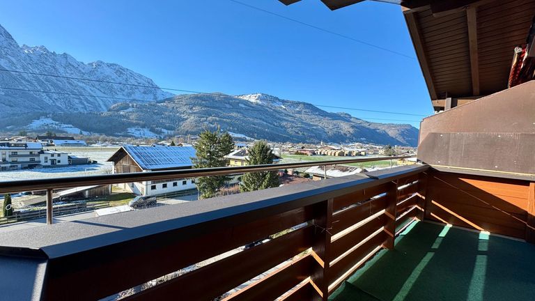 Blick Richtung Kuchl Markt