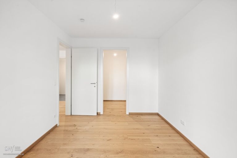 Schlafzimmer/begehbare Garderobe