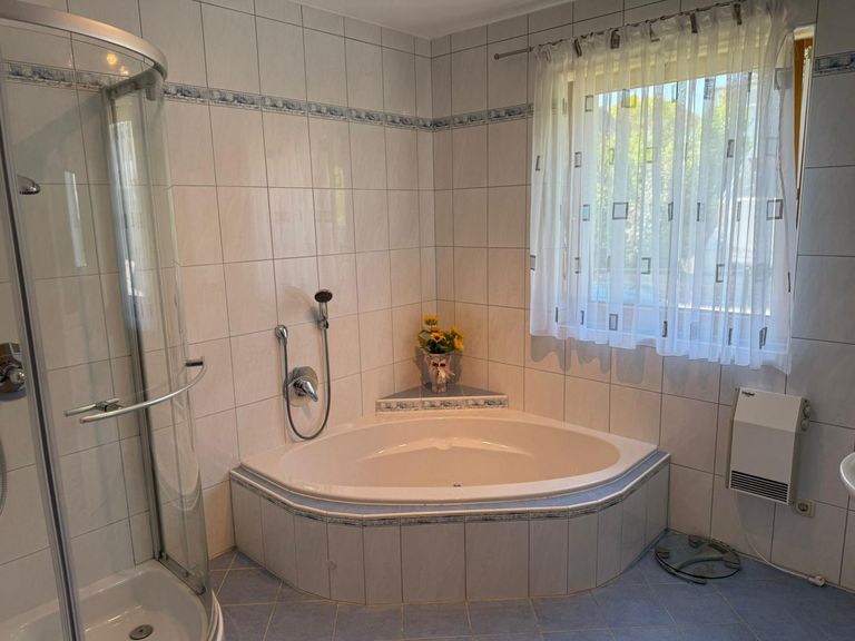 Badezimmer - EG