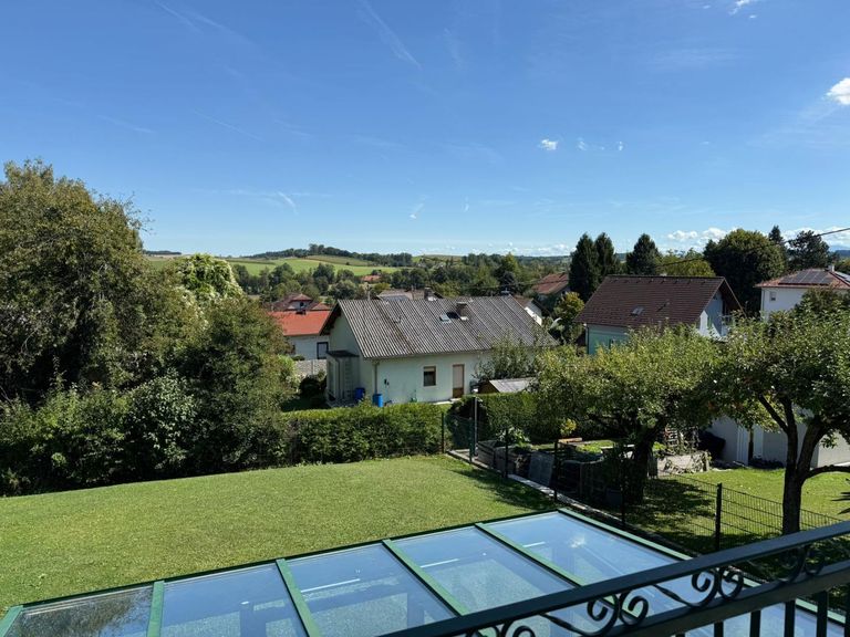 Blick vom Balkon in den Garten - Richtung SÜD