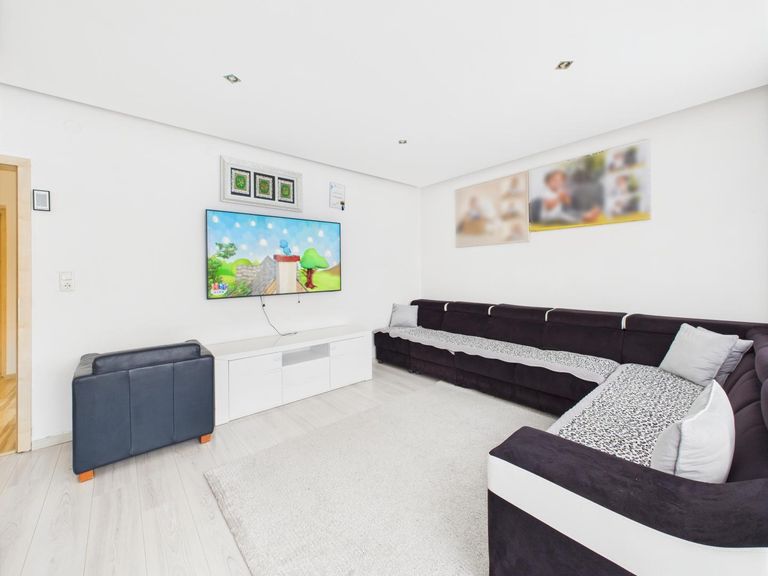Wohnzimmer UG