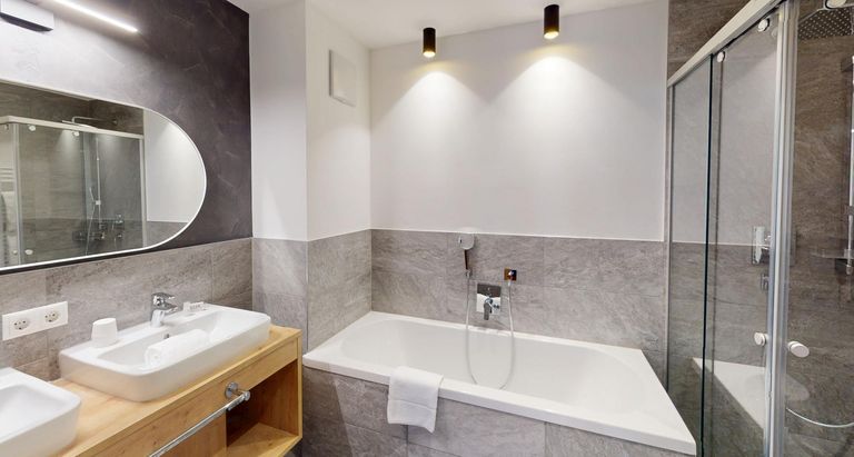 Serfaus - Apartment - Badezimmer