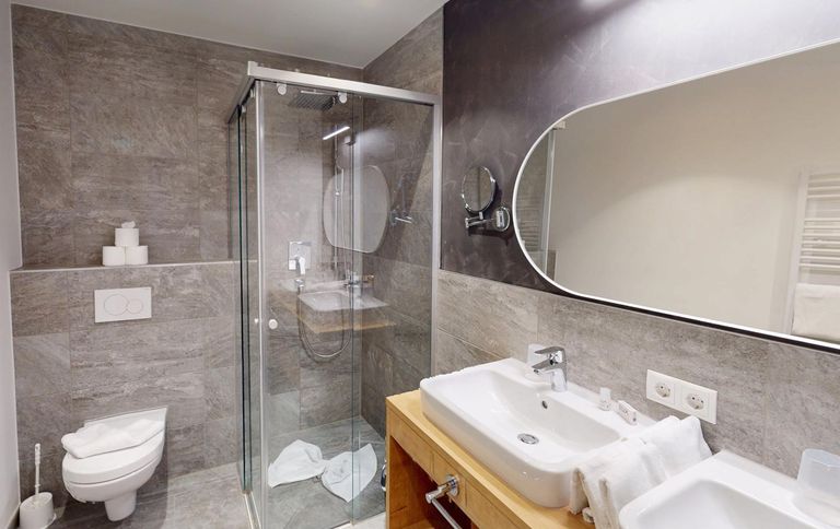 Serfaus - Apartment - Badezimmer
