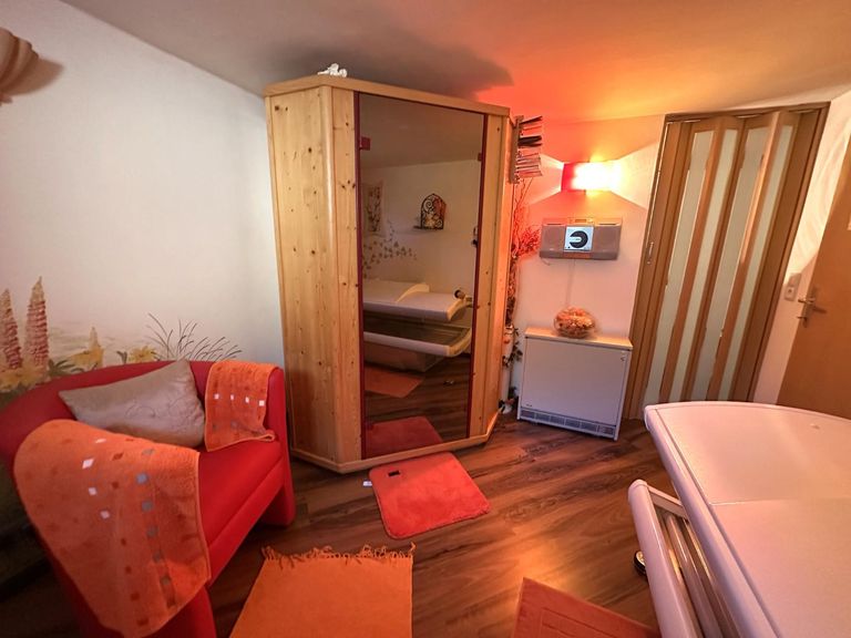 20_Sauna_Solarium_Keller