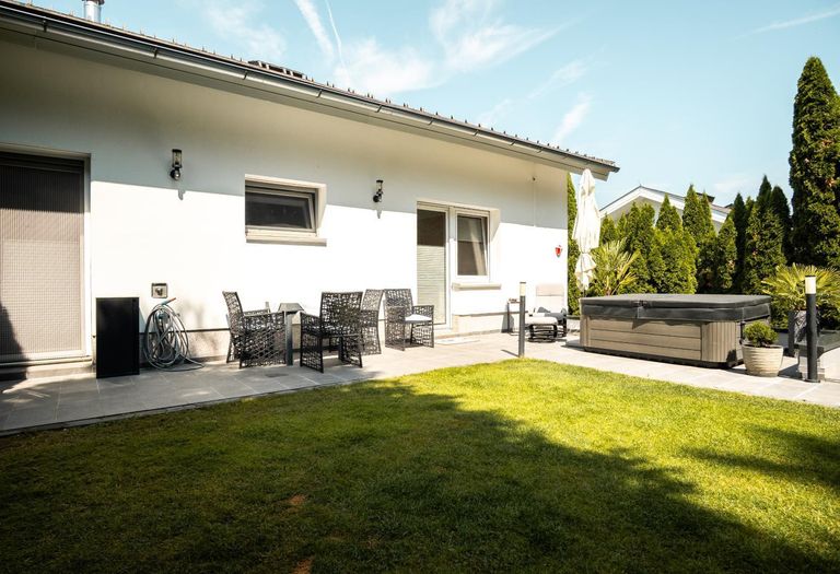 Terrasse (Whirpool nicht mehr vorhanden)