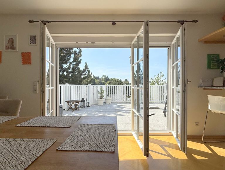 Erdgeschoss - Zugang zum Balkon