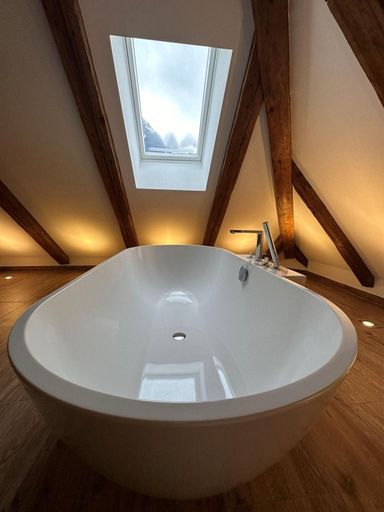 04_Badewanne_mit_Aussicht