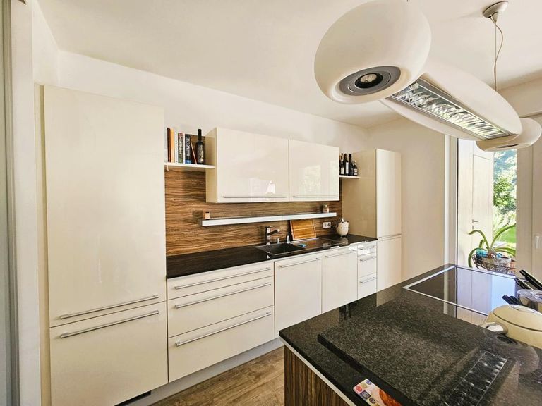 K1024_20250908_144158