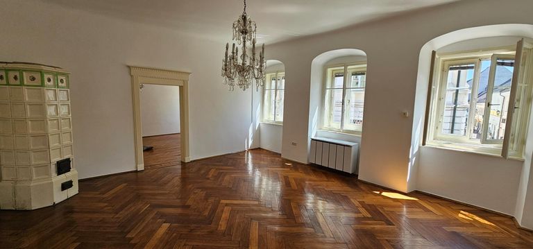 Zimmer 3  ~ 31,3m²  1. Aufnahme