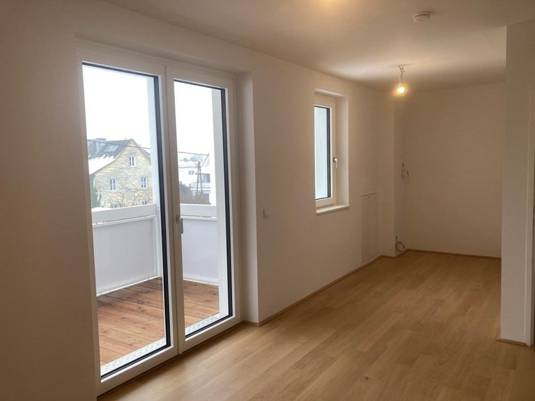 Auschnitt Küche Balkon